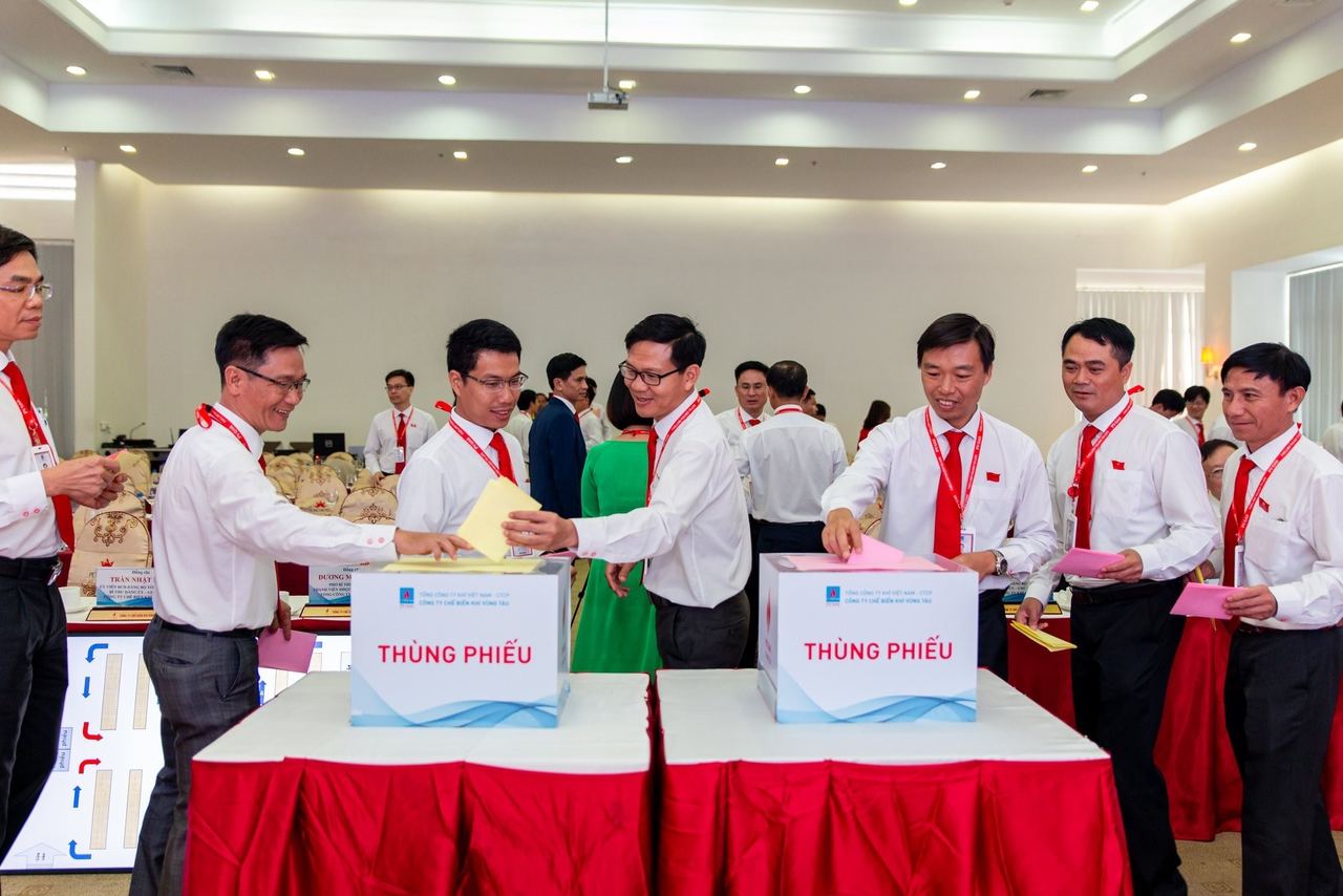 ĐẠI HỘI ĐẢNG BỘ CÔNG TY CHẾ BIẾN KHÍ VŨNG TÀU LẦN III, NHIỆM KỲ 2020-2025
