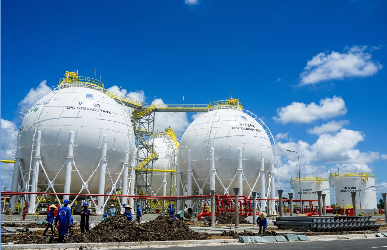 PV GAS đứng thứ 6 trong Forbes Top 100 công ty đại chúng lớn nhất PV GAS đứng thứ 6 trong Forbes Top 100 công ty đại chúng lớn nhất