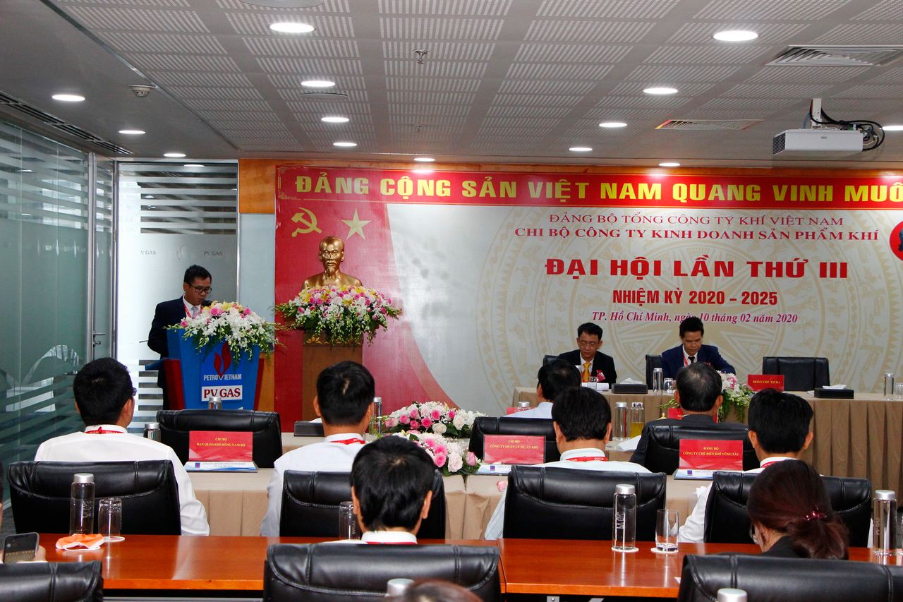 Chi bộ Công ty Kinh doanh Sản phẩm khí: Đặt mục tiêu chiếm lĩnh 51% thị phần bán buôn LPG toàn quốc