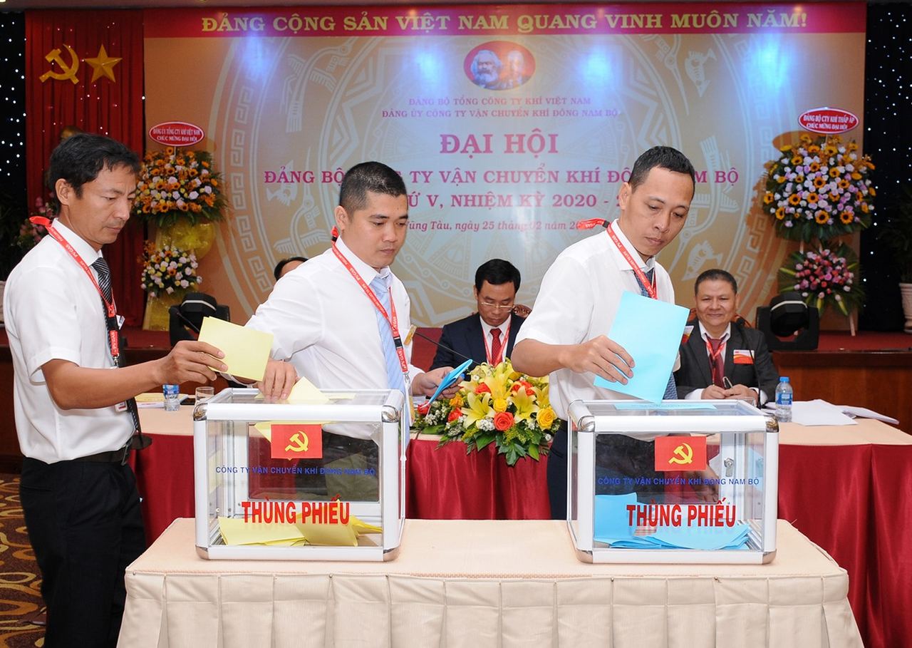 Đảng bộ Công ty Vận chuyển Khí Đông Nam Bộ: Trong sạch vững mạnh, hoàn thành xuất sắc nhiệm vụ Đảng bộ Công ty Vận chuyển Khí Đông Nam Bộ: Trong sạch vững mạnh, hoàn thành xuất sắc nhiệm vụ