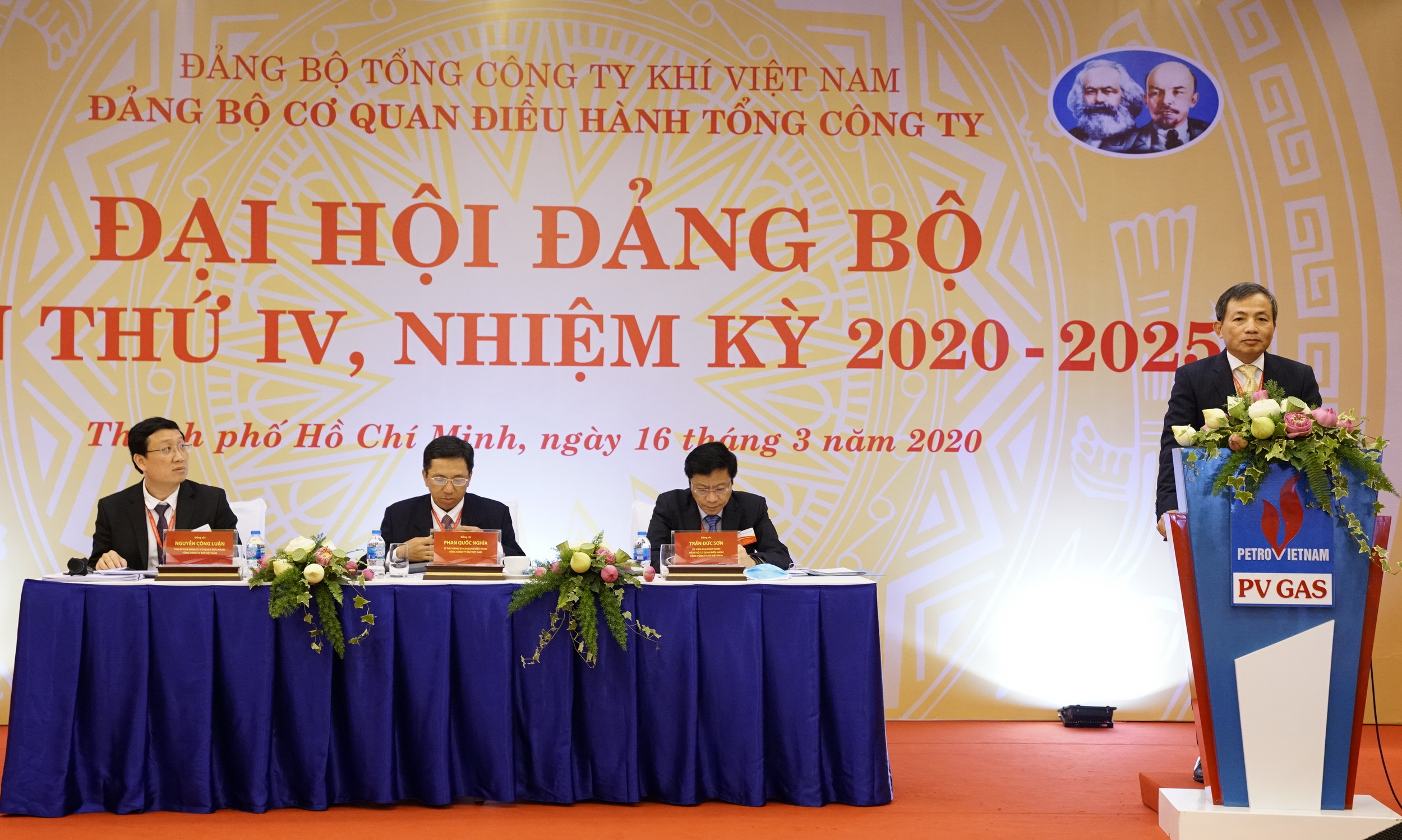 Đảng bộ Cơ quan Điều hành Tổng công ty là Tổ chức đảng trực thuộc Đảng bộ Tổng công ty Khí Việt Nam : Hoàn thành xuất sắc nhiệm vụ Đảng bộ Cơ quan Điều hành Tổng công ty là Tổ chức đảng trực thuộc Đảng bộ Tổng công ty Khí Việt Nam : Hoàn thành xuất sắc nhiệm vụ