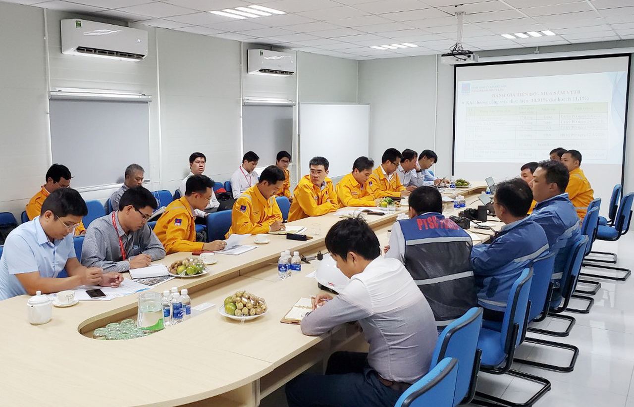 Tổng giám đốc PV GAS kiểm tra và triển khai công tác trên công trường dự án trọng điểm Tổng giám đốc PV GAS kiểm tra và triển khai công tác trên công trường dự án trọng điểm