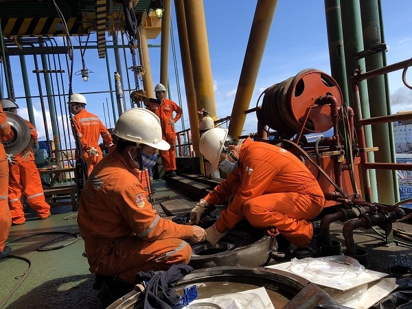 Tháo gỡ vướng mắc, tạo điều kiện phát triển cho PVN