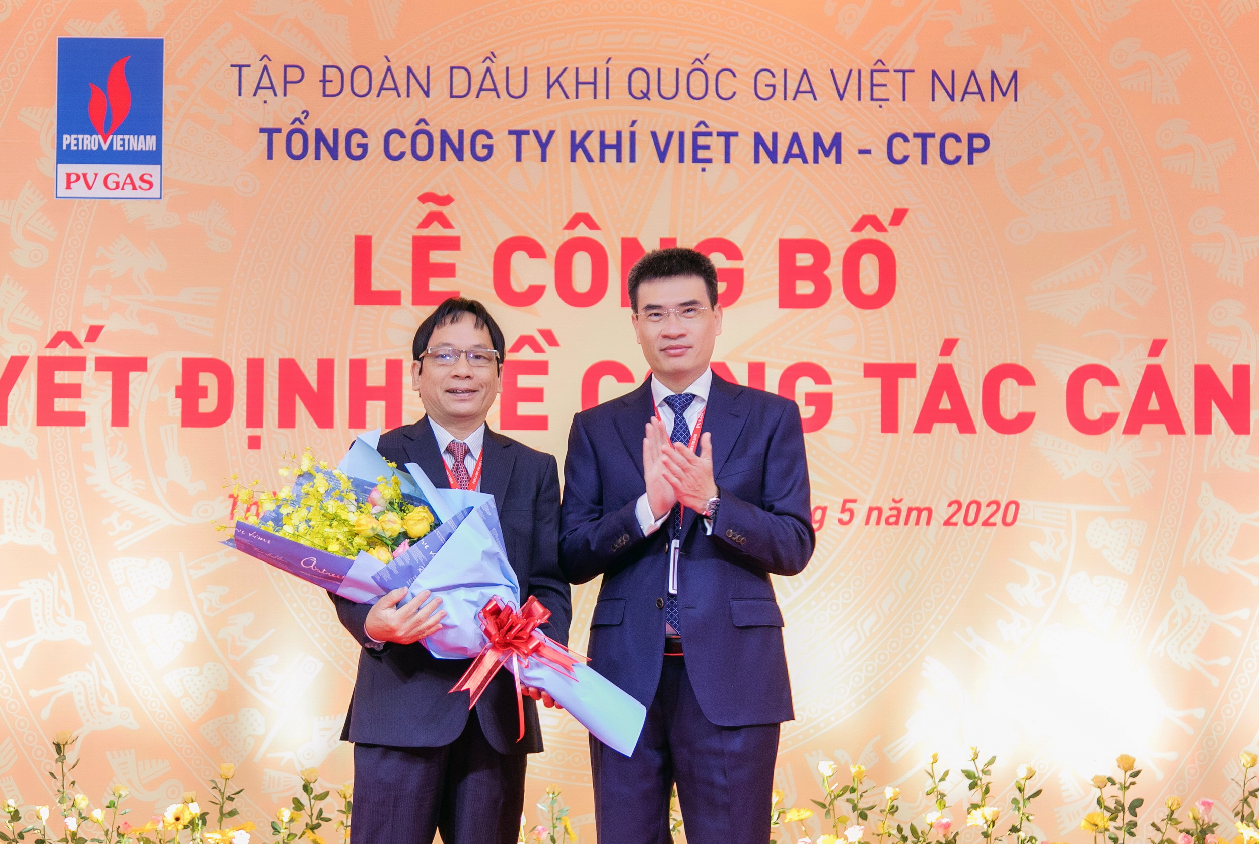 Lễ Công bố và trao quyết định bổ nhiệm cán bộ PV GAS Lễ Công bố và trao quyết định bổ nhiệm cán bộ PV GAS