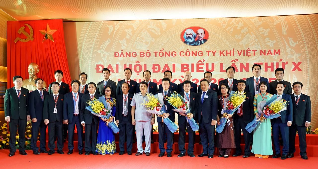 Đảng bộ PV GAS lãnh đạo thực hiện xuất sắc nhiệm vụ chính trị trong 6 tháng đầu năm Đảng bộ PV GAS lãnh đạo thực hiện xuất sắc nhiệm vụ chính trị trong 6 tháng đầu năm