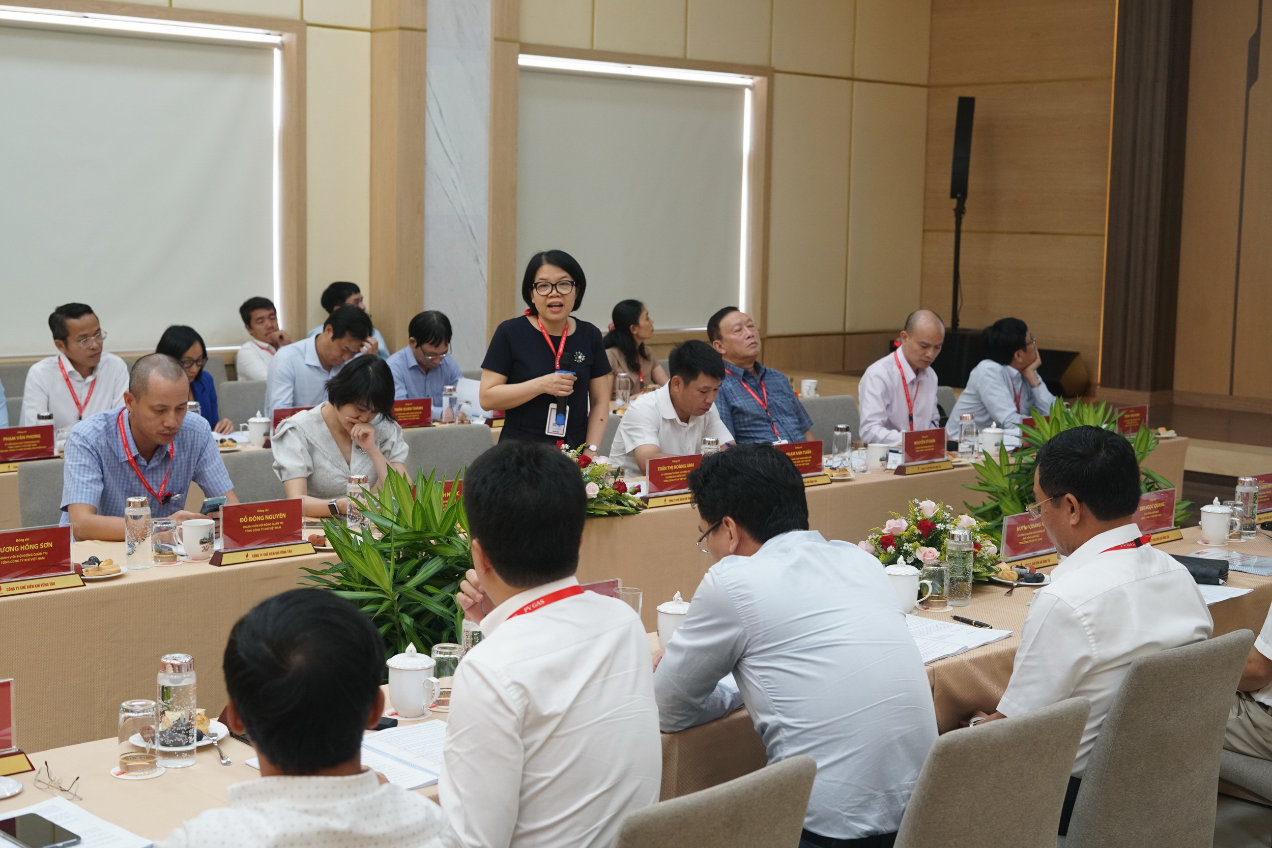 HỘI NGHỊ BAN CHẤP HÀNH ĐẢNG BỘ TỔNG CÔNG TY KHÍ VIỆT NAM KHÓA X - LẦN II (HỘI NGHỊ MỞ RỘNG) HỘI NGHỊ BAN CHẤP HÀNH ĐẢNG BỘ TỔNG CÔNG TY KHÍ VIỆT NAM KHÓA X - LẦN II (HỘI NGHỊ MỞ RỘNG)