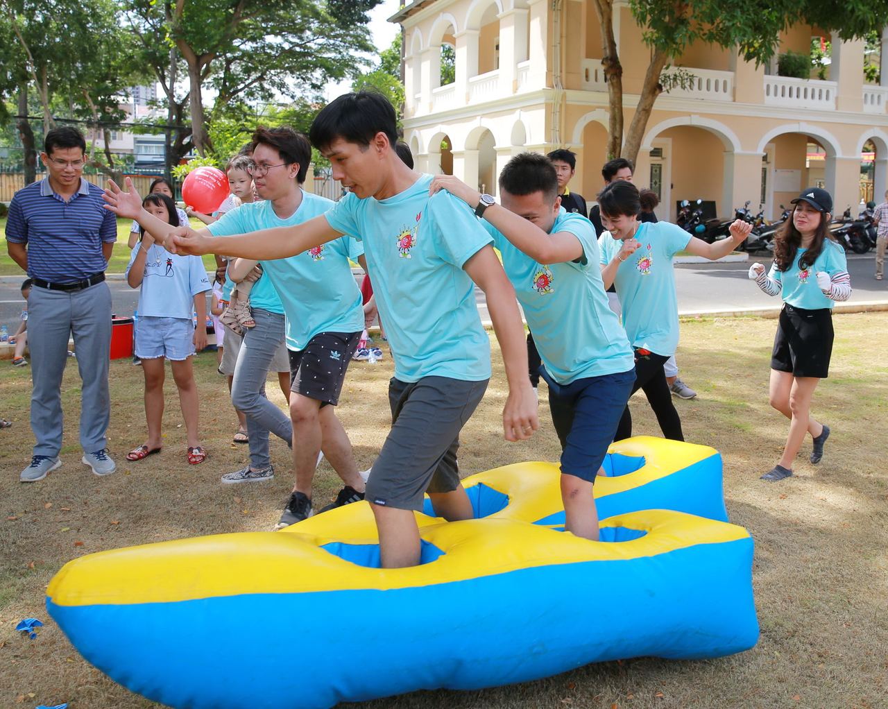 DVK tổ chức Hội thao chào mừng kỷ niệm Ngày thành lập Công ty