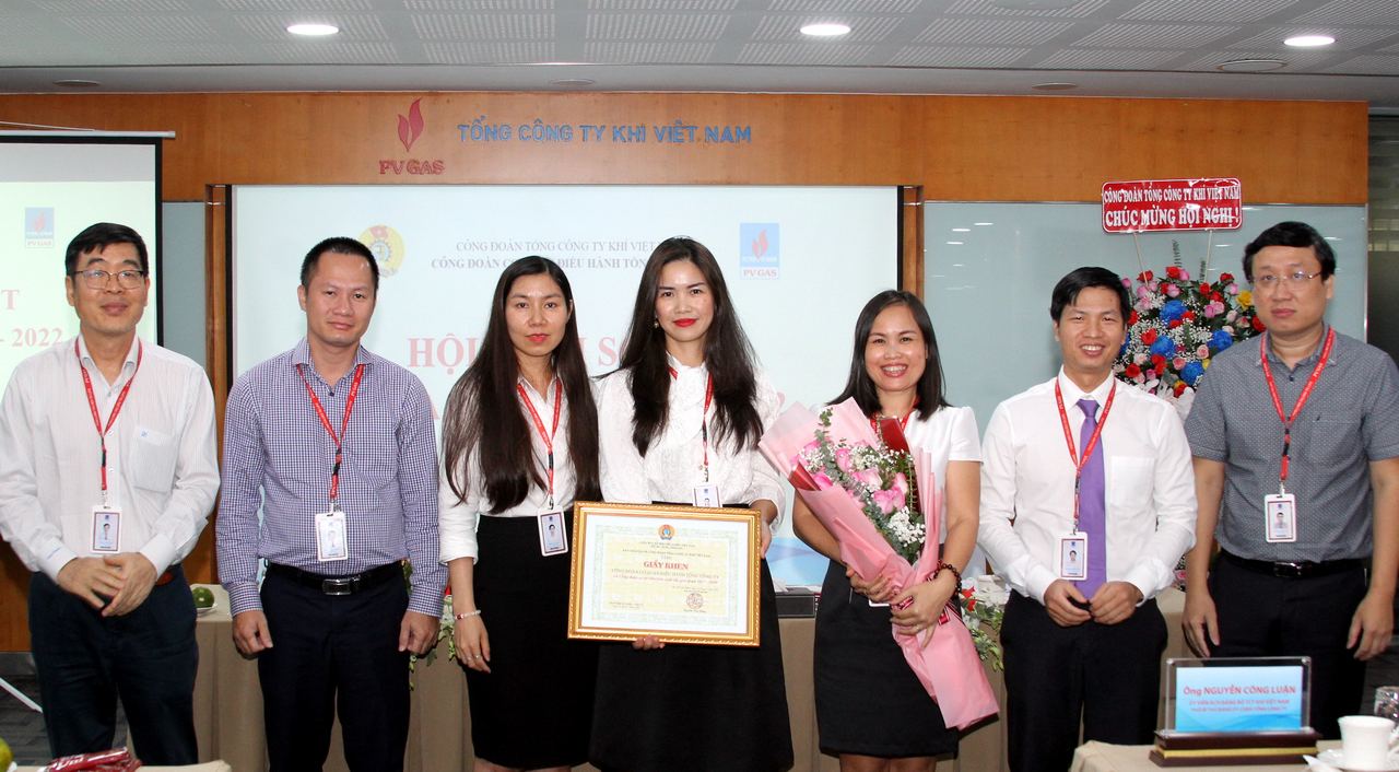Công đoàn Cơ quan Điều hành PV GAS tổ chức Hội nghị Sơ kết giữa nhiệm kỳ 2017 - 2022