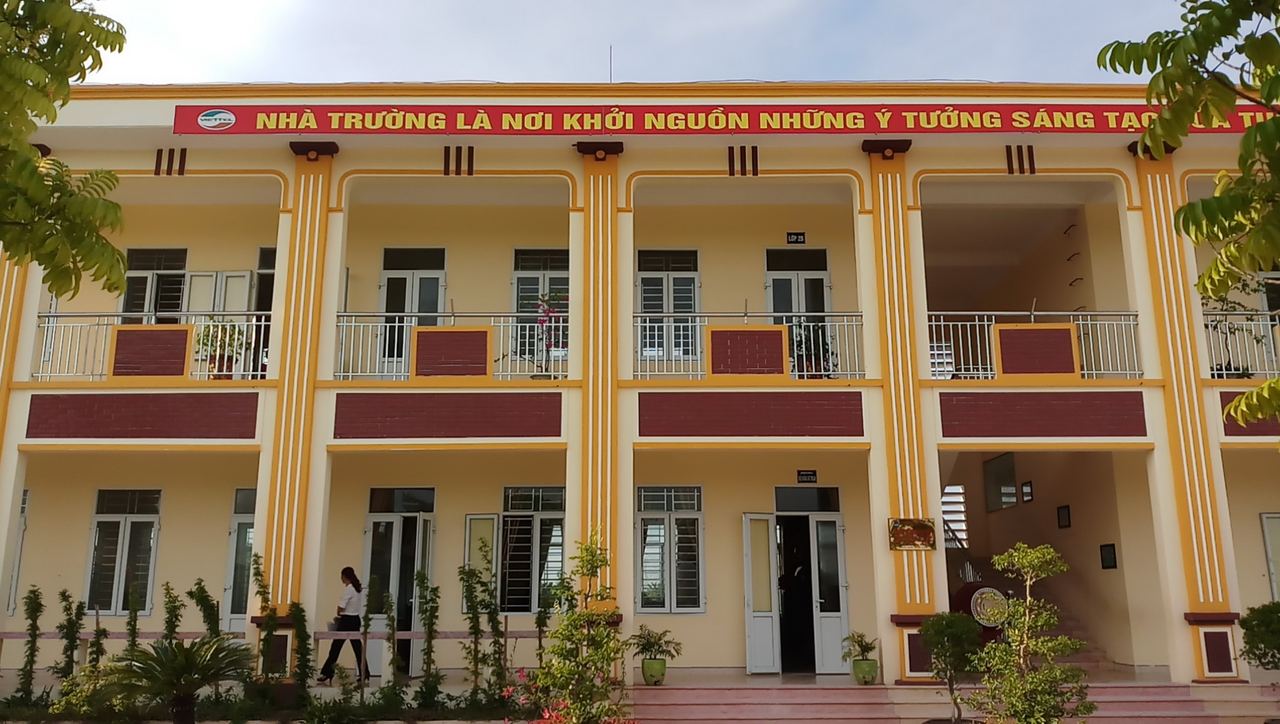PV GAS tài trợ 4 tỷ đồng xây dựng Trường Tiểu học Trực Khang - Nam Định PV GAS tài trợ 4 tỷ đồng xây dựng Trường Tiểu học Trực Khang - Nam Định