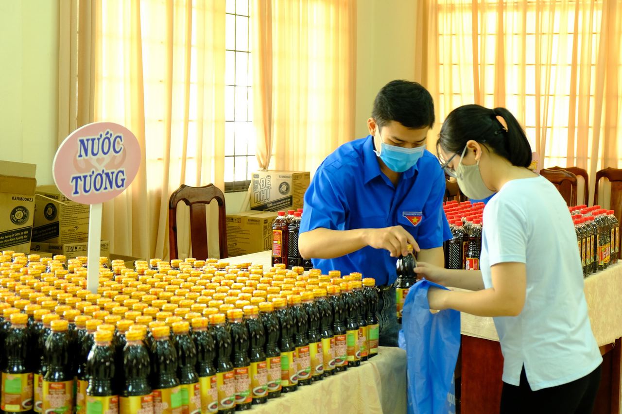 Đoàn Thanh niên PV GAS cụm BR-VT tích cực tham gia Chương trình “Siêu thị 0 đồng”