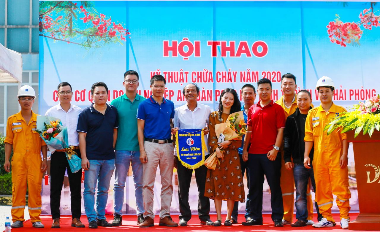 Chi nhánh Khí Hải Phòng giành giải Nhất toàn đoàn tại Hội thao PCCC Khu kinh tế Đình Vũ năm 2020 Chi nhánh Khí Hải Phòng giành giải Nhất toàn đoàn tại Hội thao PCCC Khu kinh tế Đình Vũ năm 2020