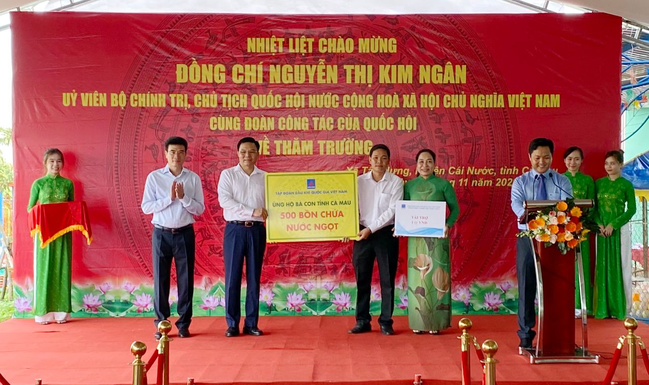 Tập đoàn Dầu khí Việt Nam và các đơn vị thành viên tham gia đoàn công tác Trung ương đến miền Tây Nam bộ Tập đoàn Dầu khí Việt Nam và các đơn vị thành viên tham gia đoàn công tác Trung ương đến miền Tây Nam bộ