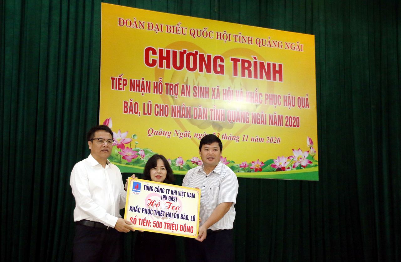 PV GAS tham gia Chương trình ủng hộ đồng bào  của Đoàn Đại biểu Quốc hội tỉnh Quảng Ngãi