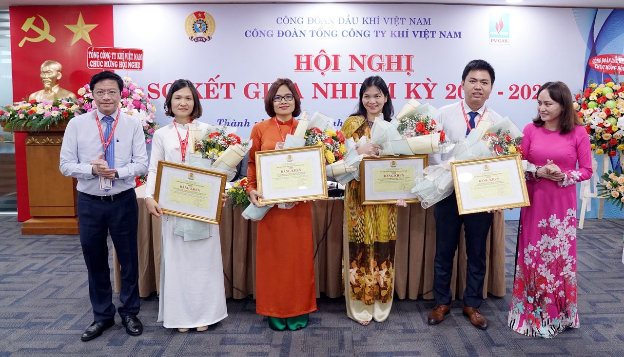 Công đoàn PV GAS sơ kết giữa nhiệm kỳ 2017 – 2022