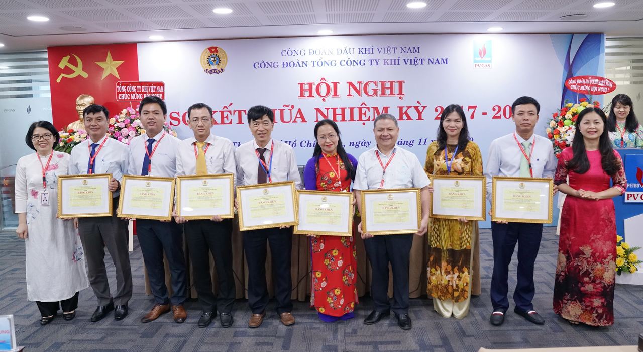 Công đoàn PV GAS sơ kết giữa nhiệm kỳ 2017 – 2022