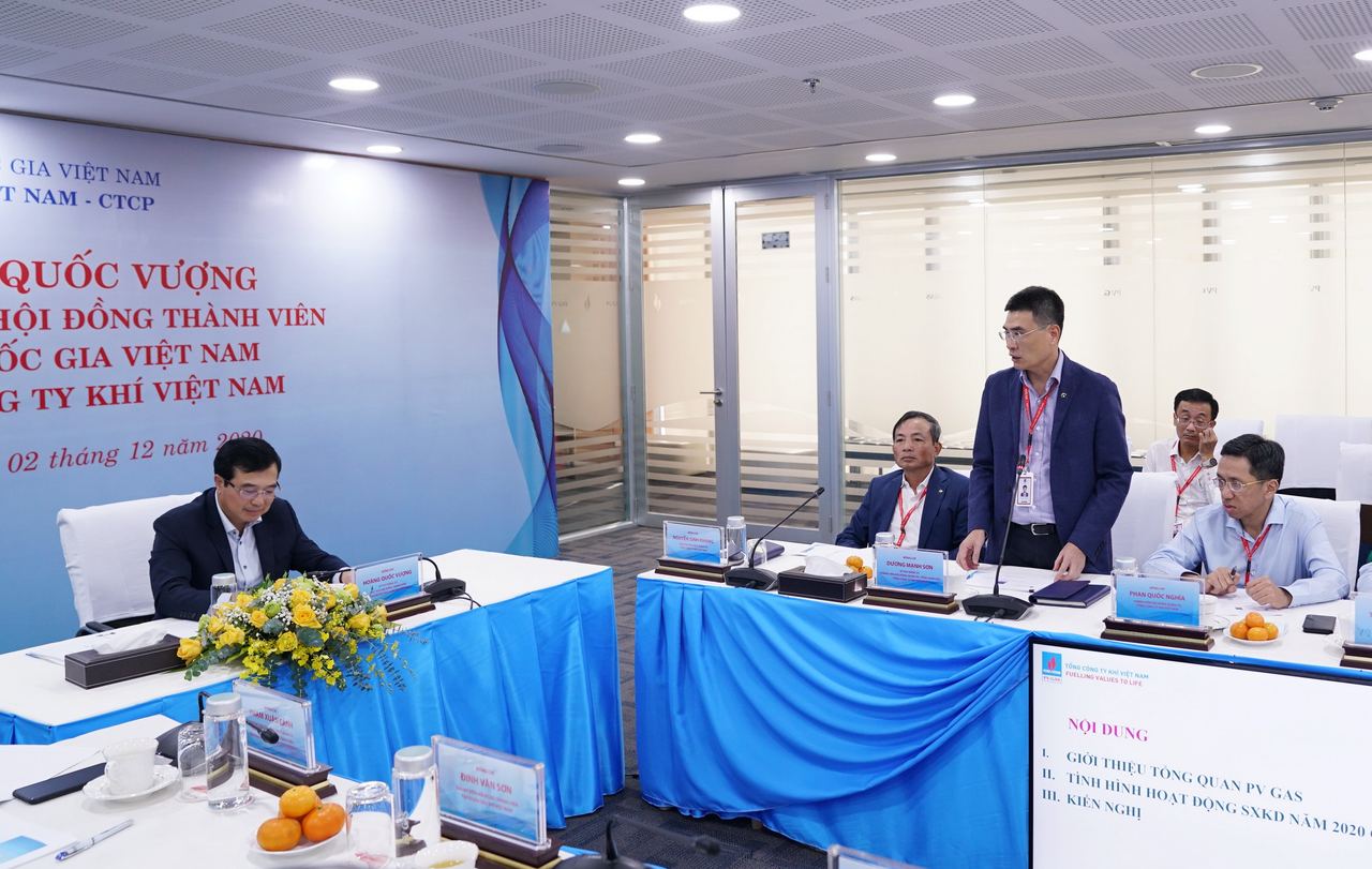 Chủ tịch HĐTV PVN Hoàng Quốc Vượng đến thăm và làm việc tại PV GAS