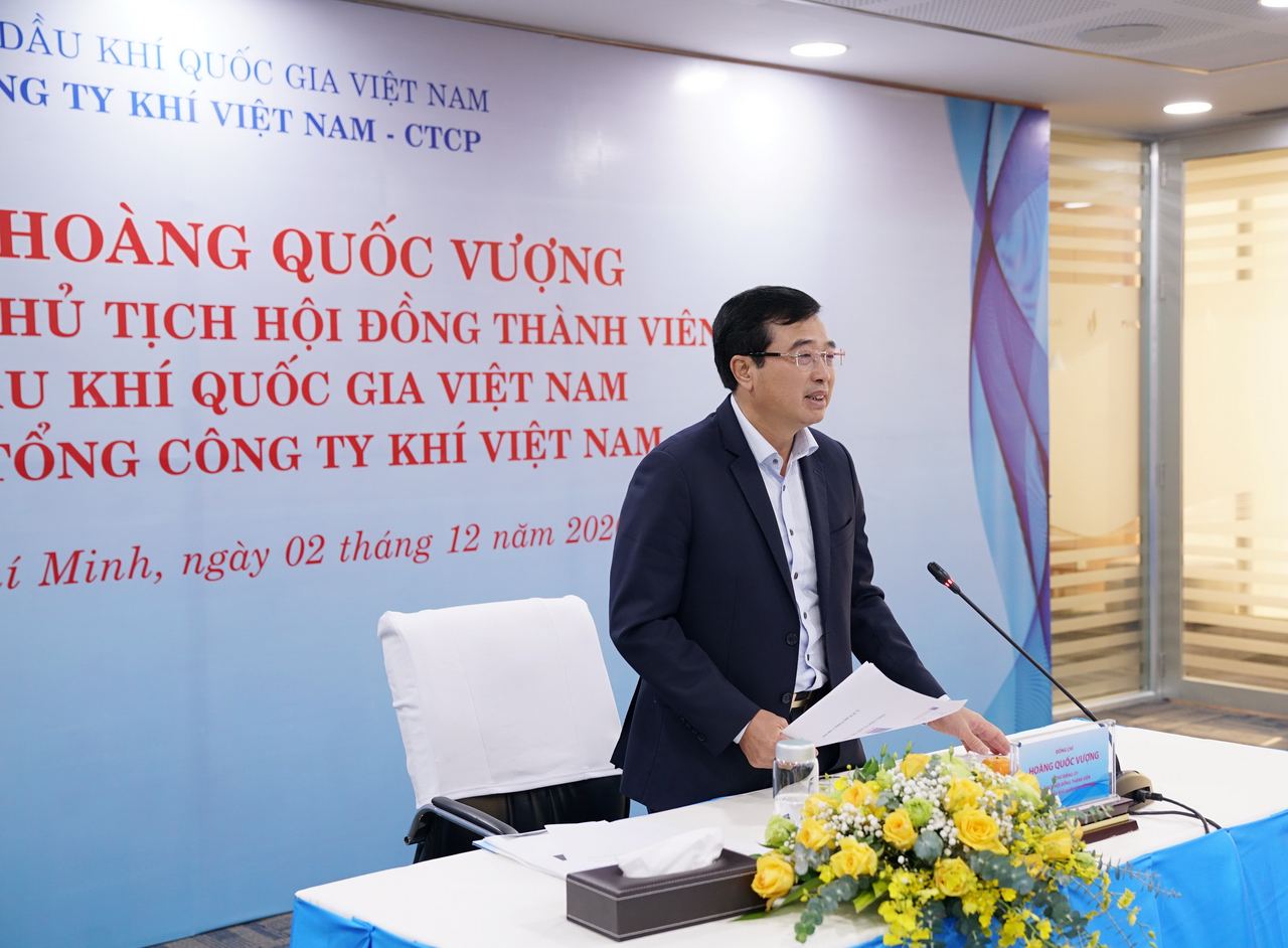 Chủ tịch HĐTV PVN Hoàng Quốc Vượng đến thăm và làm việc tại PV GAS