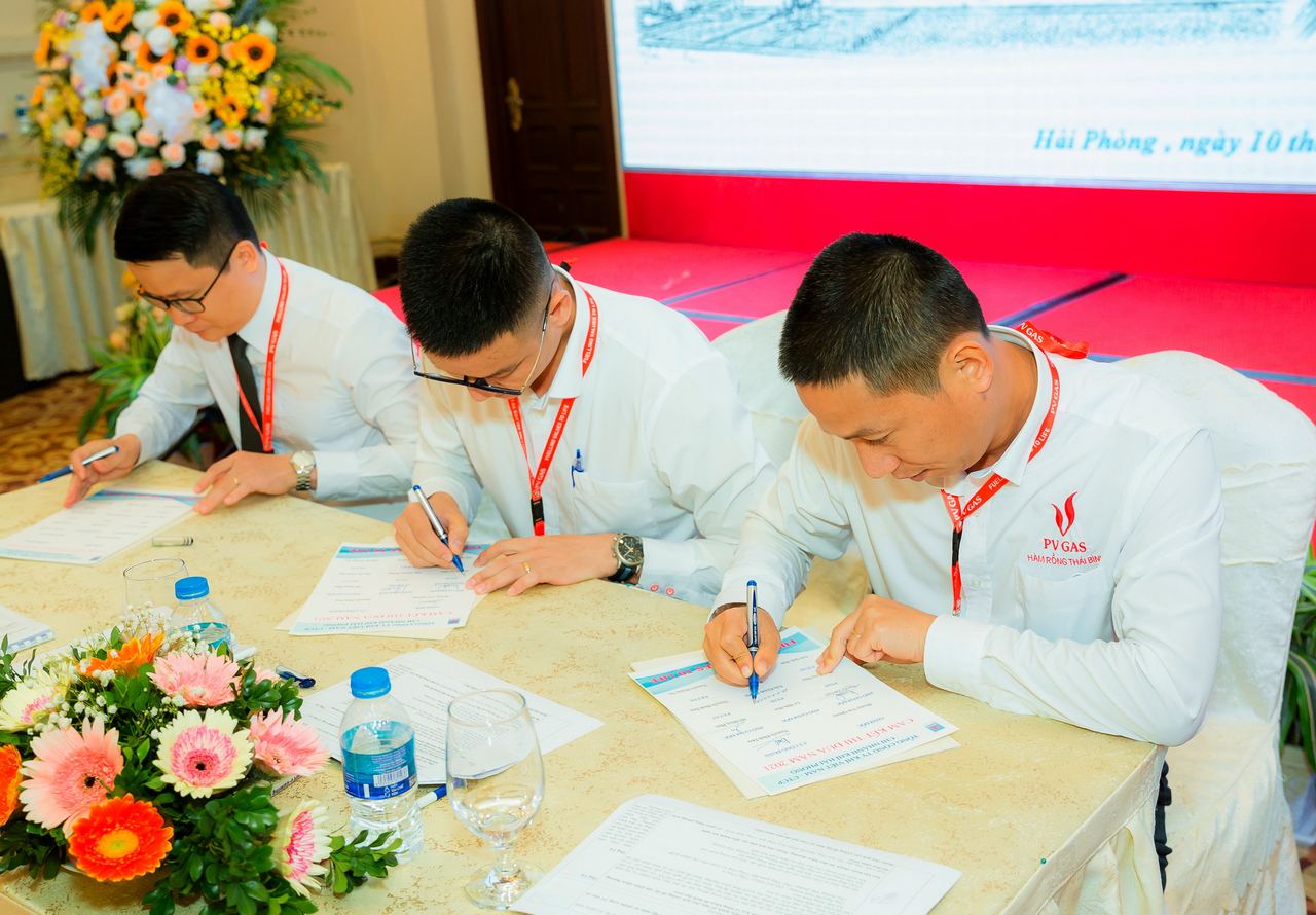 KHP tròn 1 năm thành lập, lần đầu tiên tổ chức Hội nghị Người lao động