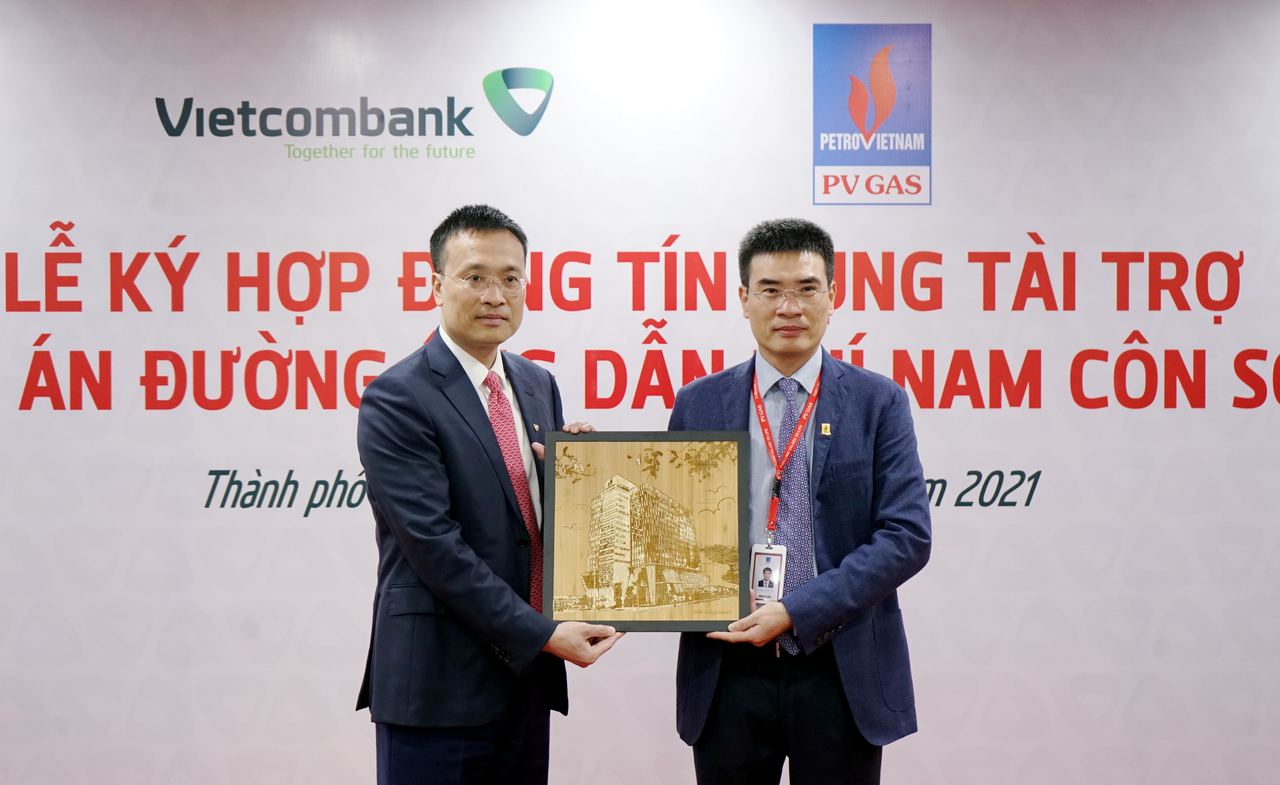 LỄ KÝ HỢP ĐỒNG TÍN DỤNG TÀI TRỢ “GIAI ĐOẠN 2 - DỰ ÁN ĐƯỜNG ỐNG DẪN KHÍ NAM CÔN SƠN 2 ĐIỀU CHỈNH” GIỮA PV GAS VÀ VIETCOMBANK