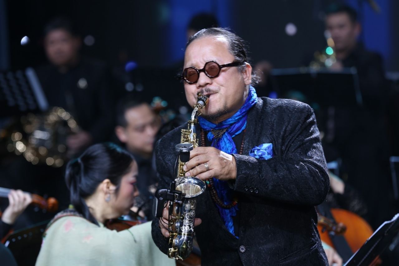 PVN-PV GAS ủng hộ 3 tỷ đồng cho “Quỹ đền ơn đáp nghĩa” của Bộ Quốc phòng tại Live concert “Tổ quốc tôi yêu” PVN-PV GAS ủng hộ 3 tỷ đồng cho “Quỹ đền ơn đáp nghĩa” của Bộ Quốc phòng tại Live concert “Tổ quốc tôi yêu”