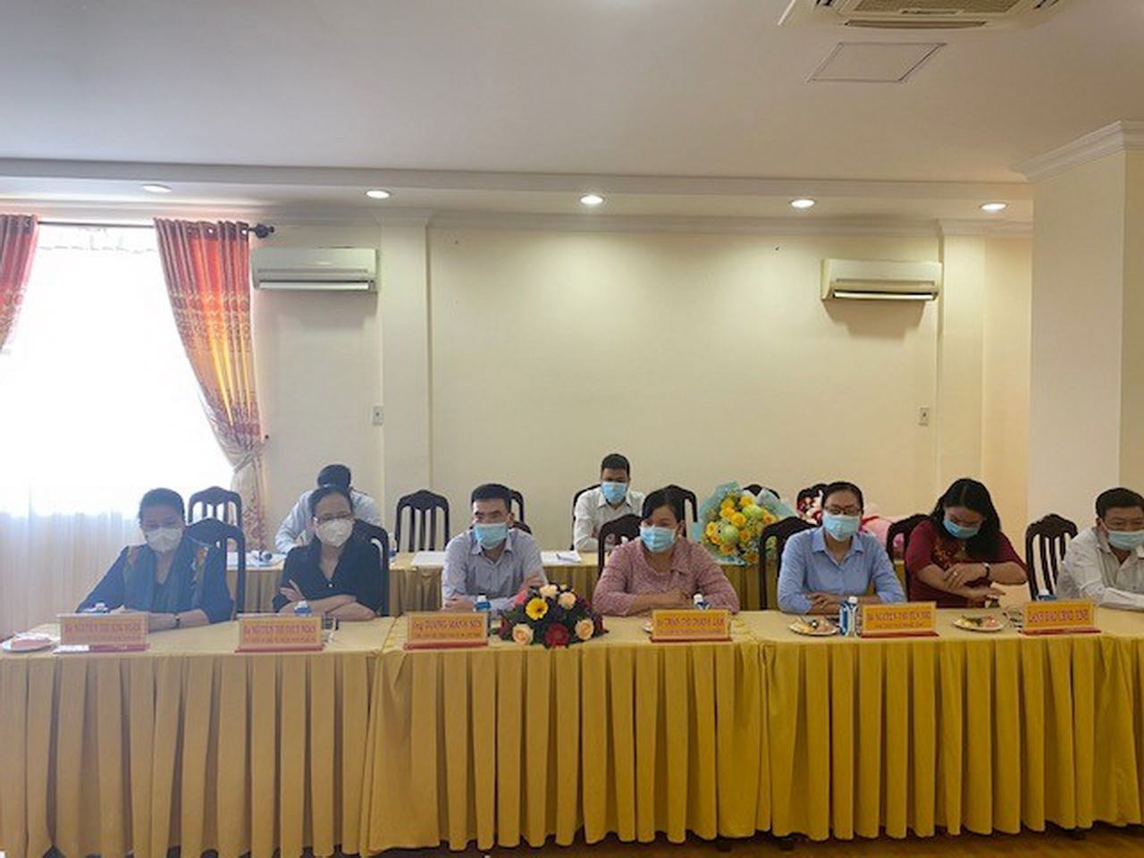 Chủ tịch Quốc hội Nguyễn Thị Kim Ngân tham dự lễ trao quà Tết tại tỉnh Bến Tre Chủ tịch Quốc hội Nguyễn Thị Kim Ngân tham dự lễ trao quà Tết tại tỉnh Bến Tre