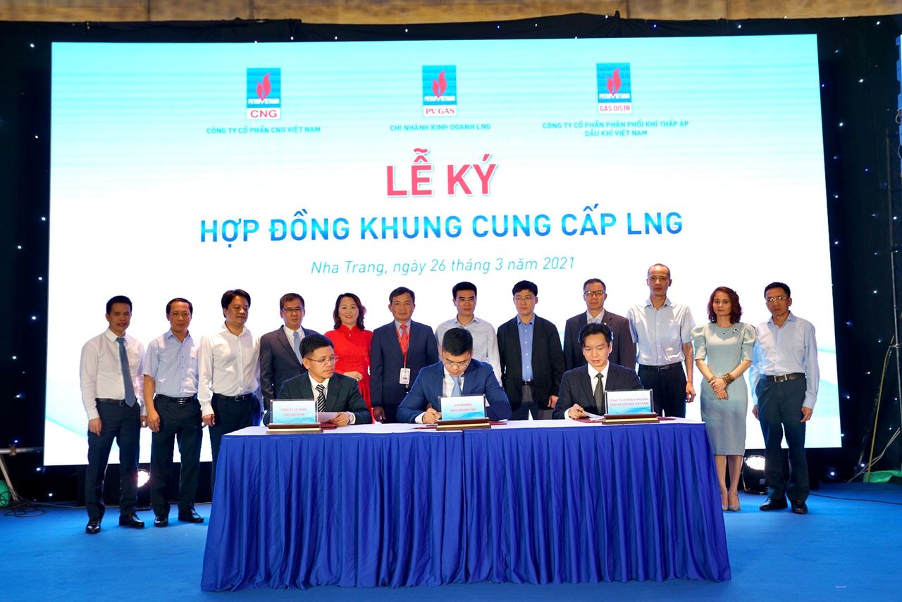 Ký kết “Thỏa thuận hợp tác cung cấp LPG” và “Hợp đồng khung cung cấp LNG” giữa các đơn vị của PV GAS Ký kết “Thỏa thuận hợp tác cung cấp LPG” và “Hợp đồng khung cung cấp LNG” giữa các đơn vị của PV GAS
