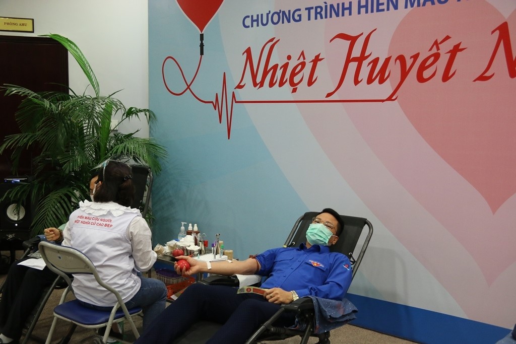 Chủ tịch HĐTV Petrovietnam - Hoàng Quốc Vượng kêu gọi toàn thể người lao động Dầu khí tham gia hiến máu