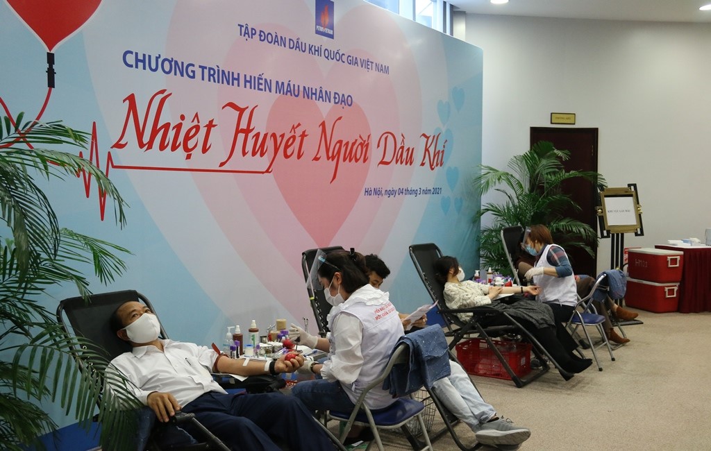 Chủ tịch HĐTV Petrovietnam - Hoàng Quốc Vượng kêu gọi toàn thể người lao động Dầu khí tham gia hiến máu