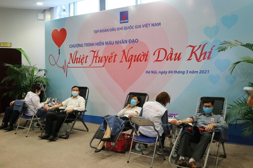 Chủ tịch HĐTV Petrovietnam - Hoàng Quốc Vượng kêu gọi toàn thể người lao động Dầu khí tham gia hiến máu