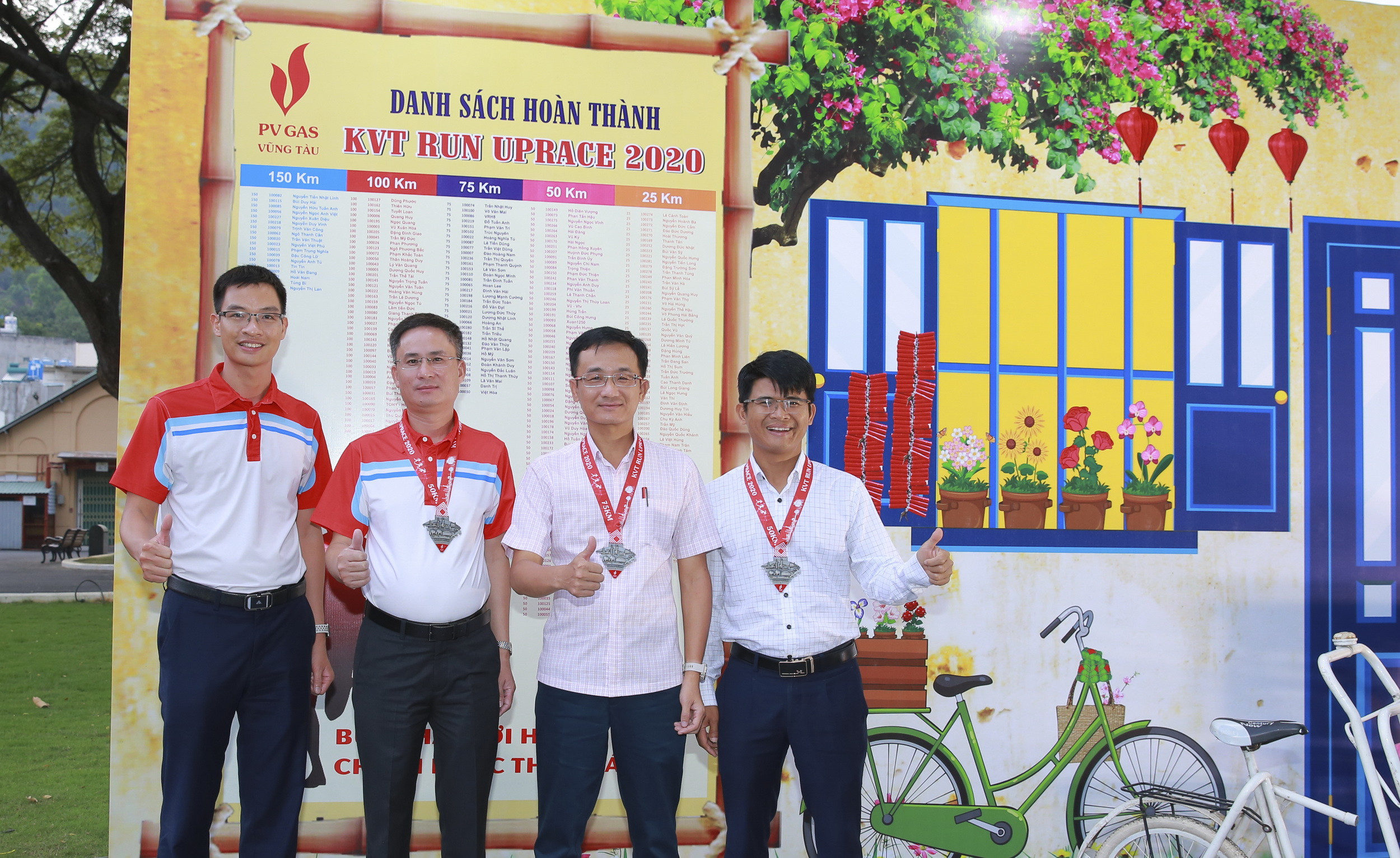 Gần 200 VĐV tham gia giải chạy bộ tích lũy KVT RUN UPRACE 2021 Gần 200 VĐV tham gia giải chạy bộ tích lũy KVT RUN UPRACE 2021