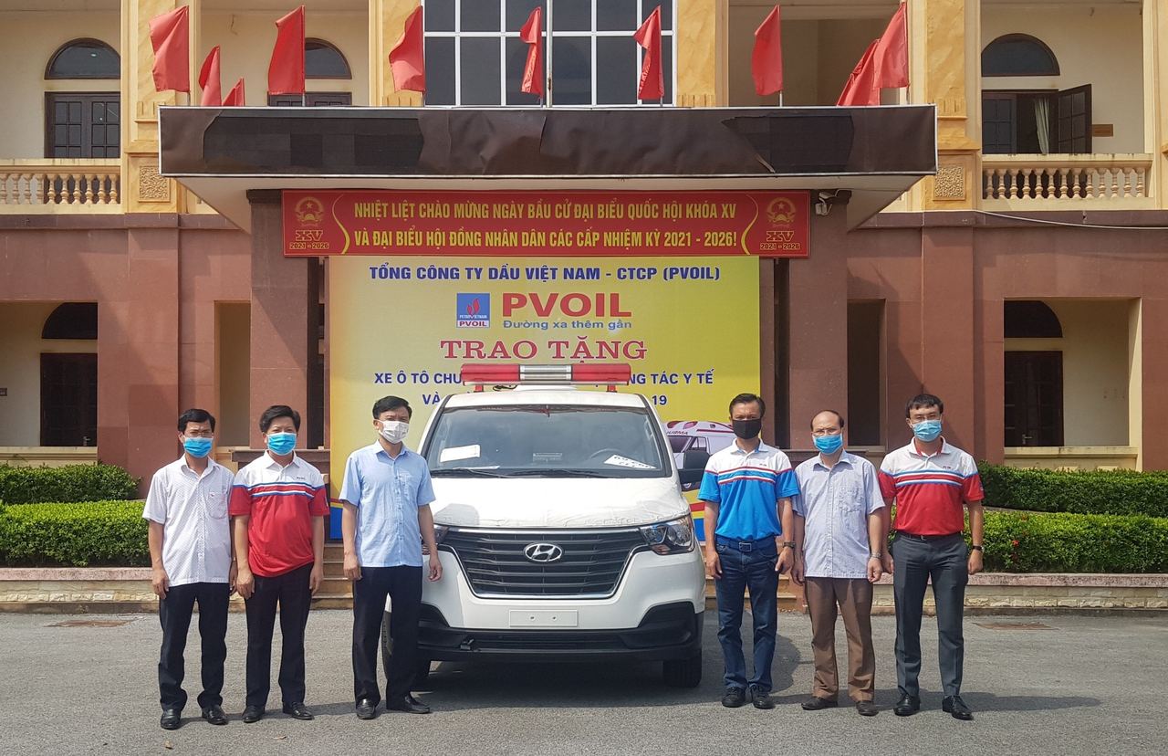 Petrovietnam giành 30 tỷ đồng ủng hộ Quỹ vắc-xin phòng Covid-19 Petrovietnam giành 30 tỷ đồng ủng hộ Quỹ vắc-xin phòng Covid-19
