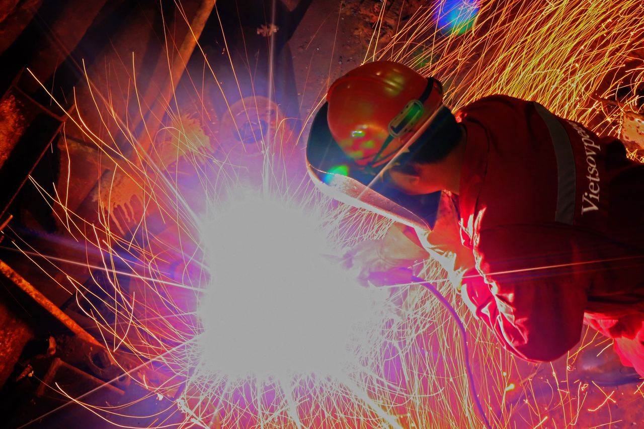 Petrovietnam: Điểm sáng trong bức tranh kinh tế nửa đầu năm 2021 Petrovietnam: Điểm sáng trong bức tranh kinh tế nửa đầu năm 2021