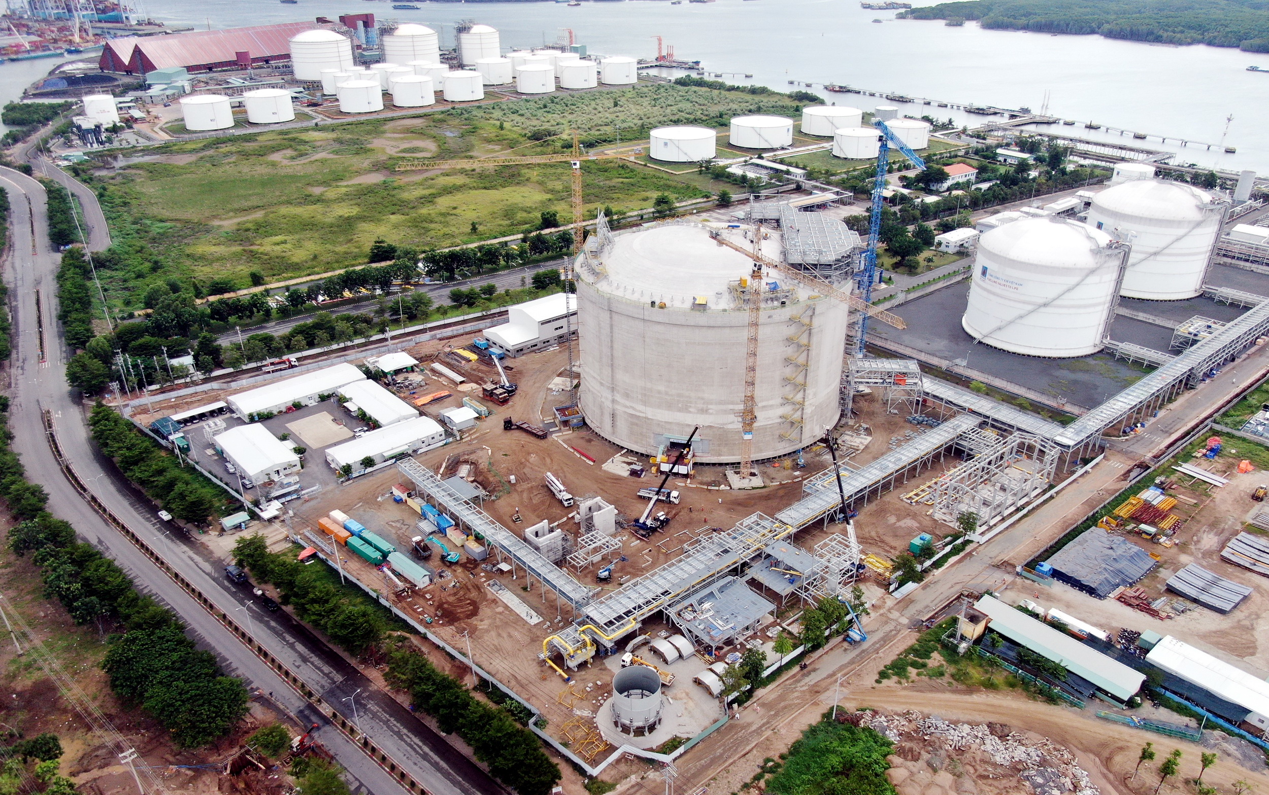 PV GAS nhanh chóng hoàn thiện hệ thống hạ tầng LNG để nhập khẩu từ năm 2022