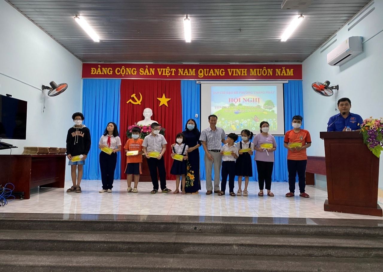 Chương trình ASXH của KDN tại Nhơn Trạch: CHỦ ĐỘNG, KỊP THỜI VÀ HIỆU QUẢ Chương trình ASXH của KDN tại Nhơn Trạch: CHỦ ĐỘNG, KỊP THỜI VÀ HIỆU QUẢ