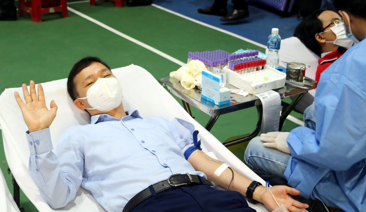 Công ty Vận chuyển Khí Đông Nam Bộ đồng hành cùng Chương trình “VẠN TRÁI TIM, MỘT TẤM LÒNG”