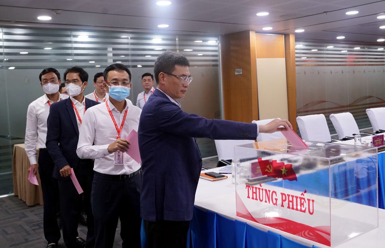 Đảng Ủy Tổng công ty Khí Việt Nam tổ chức hội nghị kiểm điểm, tự phê bình và phê bình năm 2021