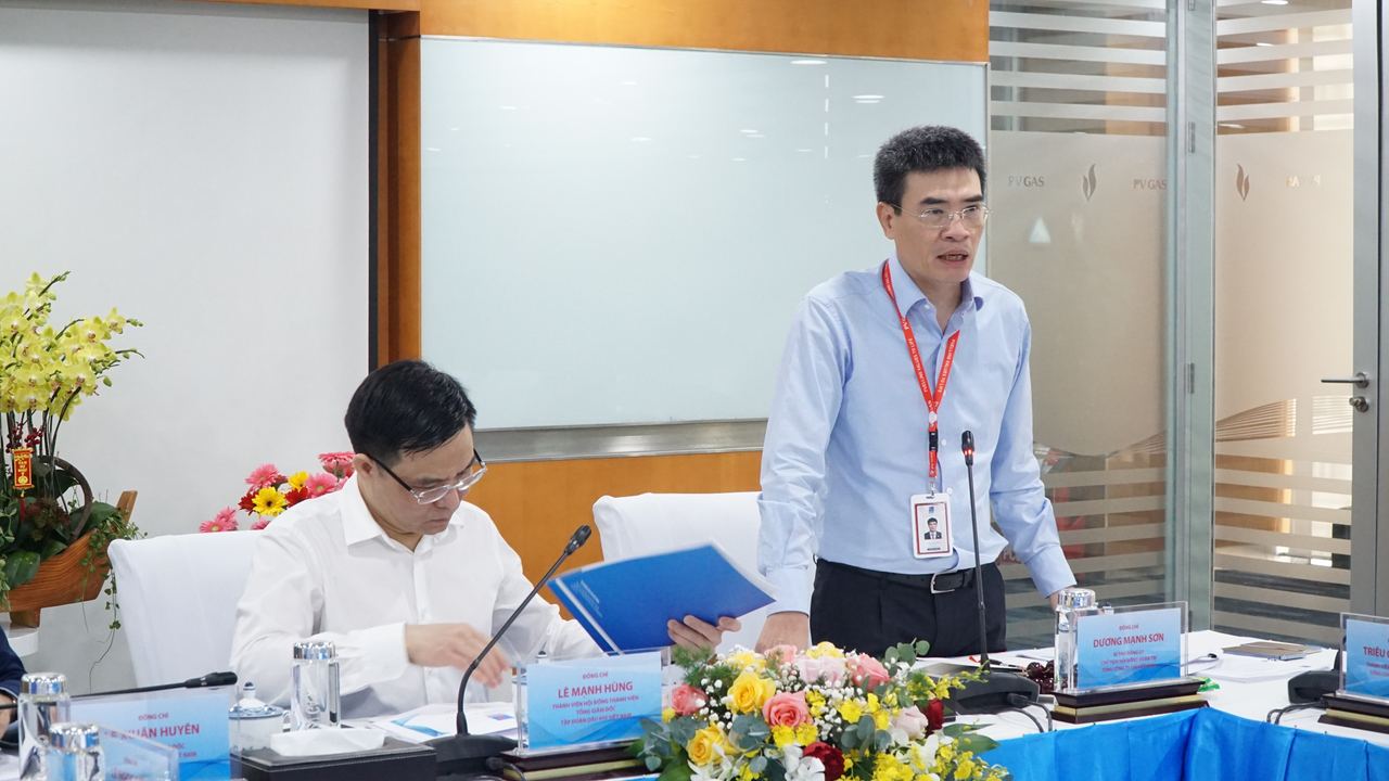 Tổng Giám đốc Petrovietnam Lê Mạnh Hùng làm việc với PV GAS: Đột phá để tăng trưởng và phát triển bền vững