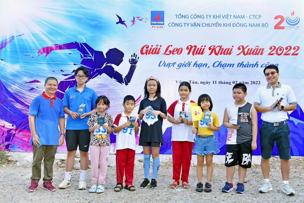 KĐN phát động giải leo núi khai xuân "Vượt giới hạn, chạm thành công" năm 2022