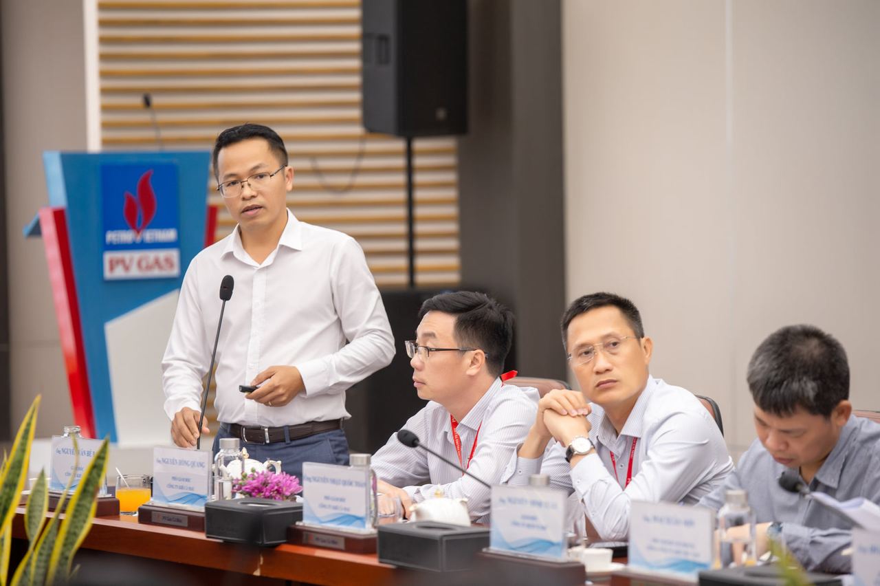 TỔNG GIÁM ĐỐC PV GAS LÀM VIỆC VỚI CÔNG TY KHÍ CÀ MAU (KCM) TỔNG GIÁM ĐỐC PV GAS LÀM VIỆC VỚI CÔNG TY KHÍ CÀ MAU (KCM)