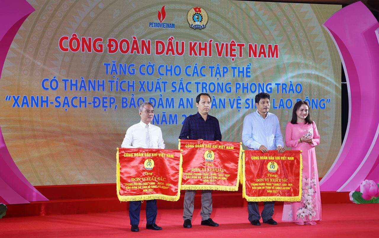 Người lao động PV GAS được tôn vinh tại Lễ phát động Tháng Công nhân năm 2022