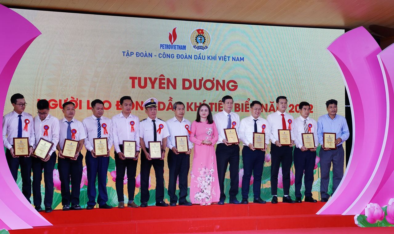 Người lao động PV GAS được tôn vinh tại Lễ phát động Tháng Công nhân năm 2022