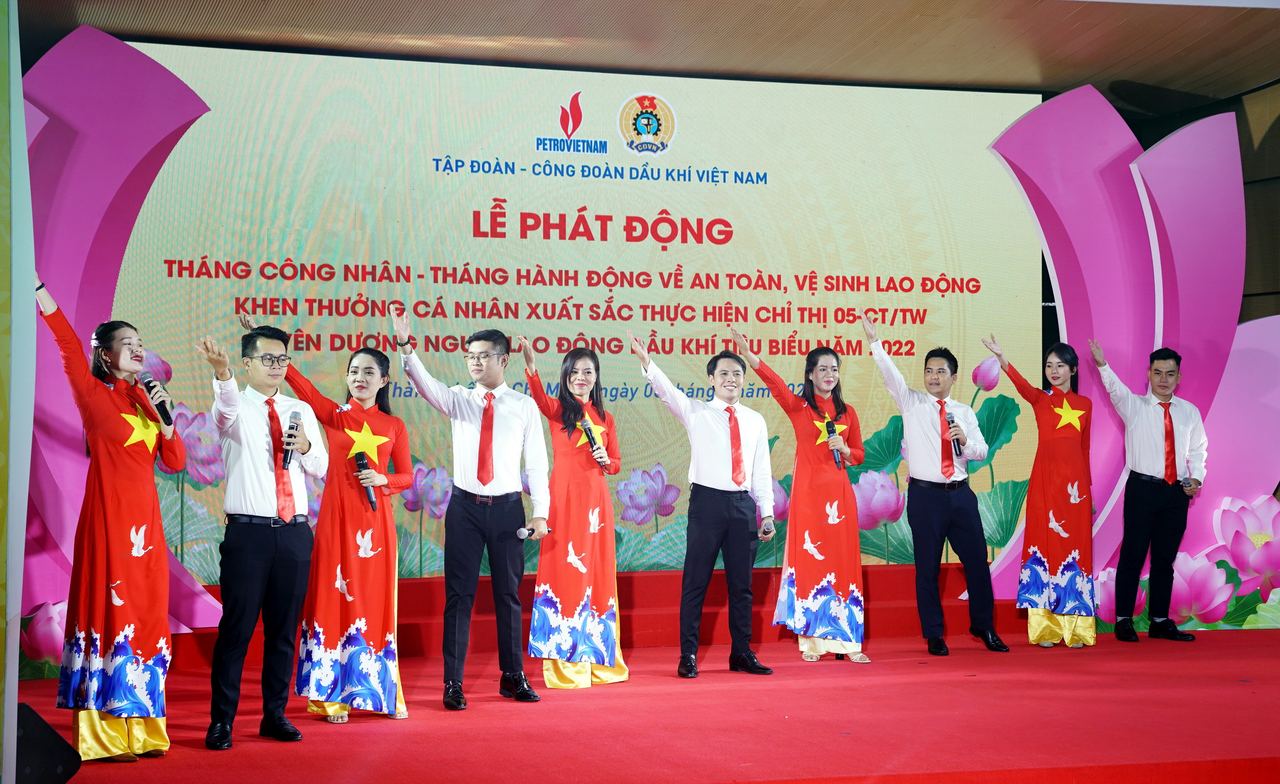 Người lao động PV GAS được tôn vinh tại Lễ phát động Tháng Công nhân năm 2022 Người lao động PV GAS được tôn vinh tại Lễ phát động Tháng Công nhân năm 2022
