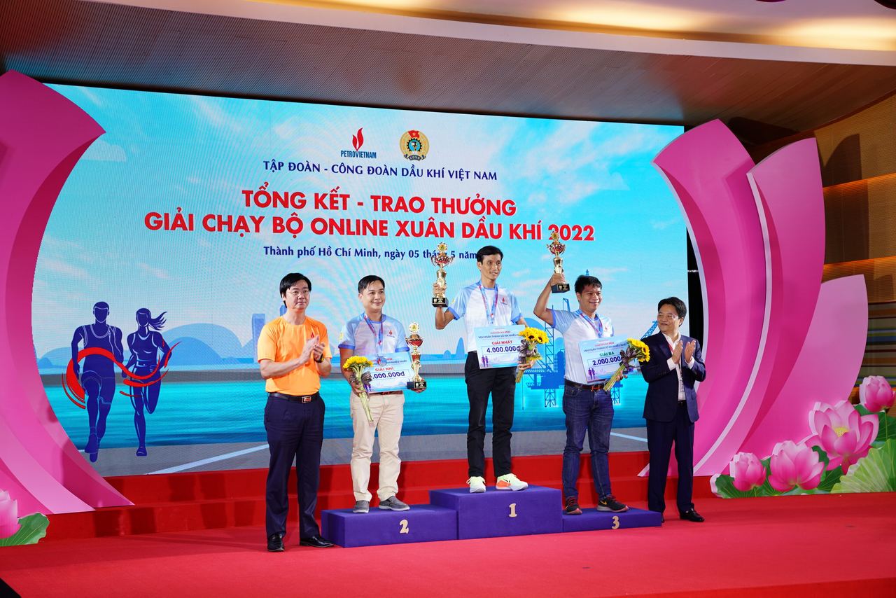 Người lao động PV GAS được tôn vinh danh hiệu Dầu khí tiêu biểu và nhận nhiều giải thưởng của Giải chạy bộ online “Xuân Dầu khí 2022” Người lao động PV GAS được tôn vinh danh hiệu Dầu khí tiêu biểu và nhận nhiều giải thưởng của Giải chạy bộ online “Xuân Dầu khí 2022”