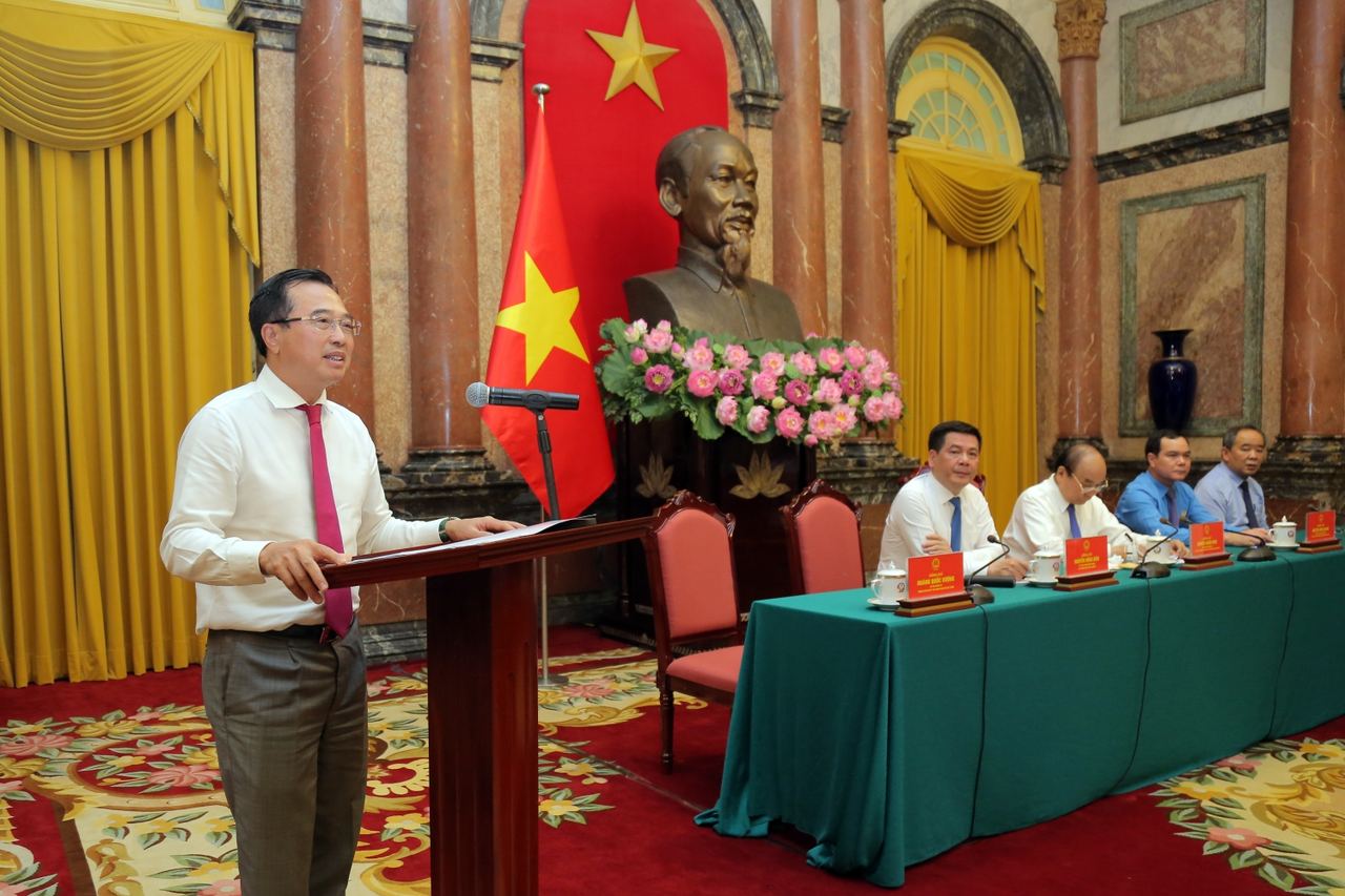 Chủ tịch nước Nguyễn Xuân Phúc: Ngành Dầu khí phải giữ vững bản lĩnh, tinh thần "Những người đi tìm lửa"