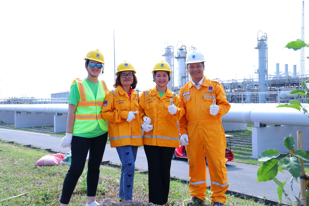 Cuộc gặp gỡ của Nữ công Công đoàn PV GAS: Tinh thần nữ lao động bừng sáng và ngọt ngào