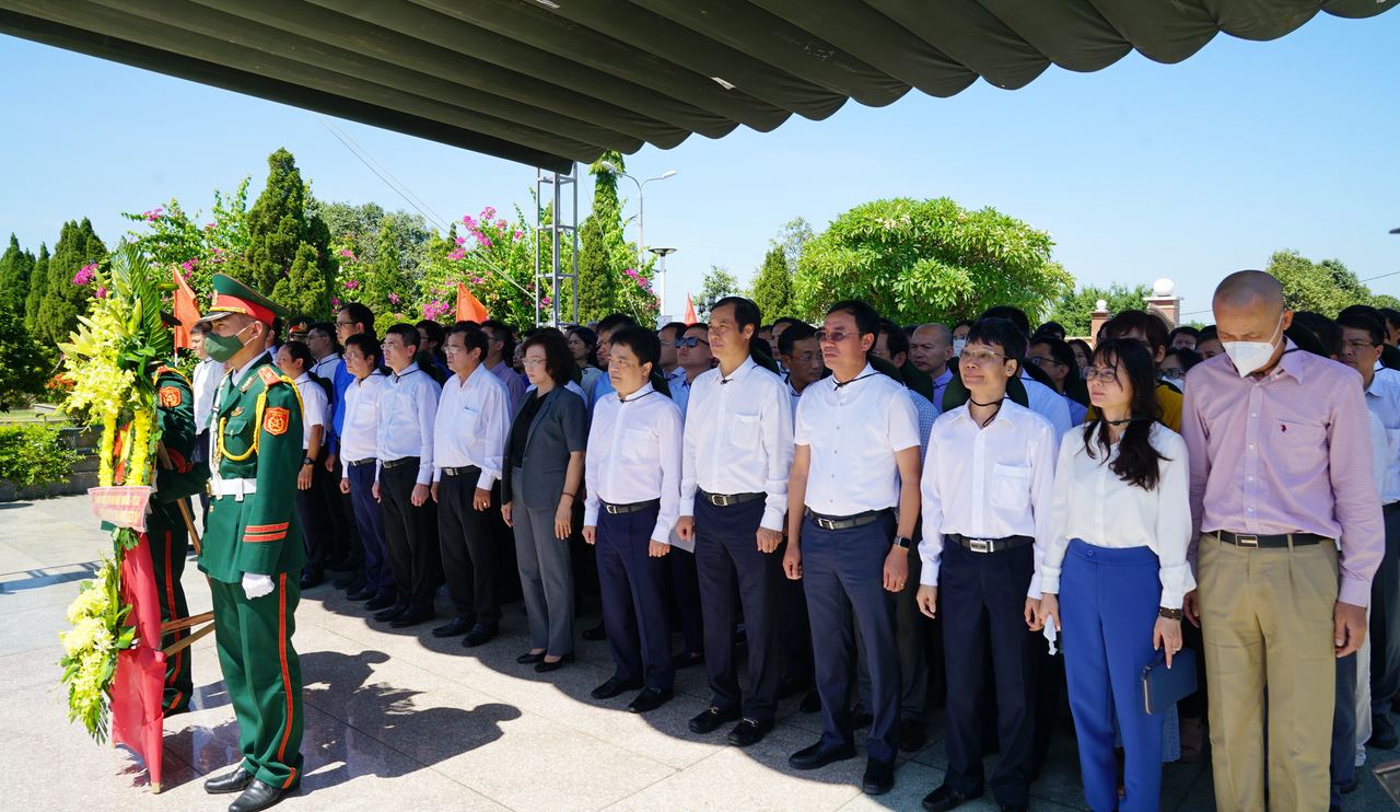 PV GAS thực hiện chương trình Đền ơn đáp nghĩa tại Đà Nẵng