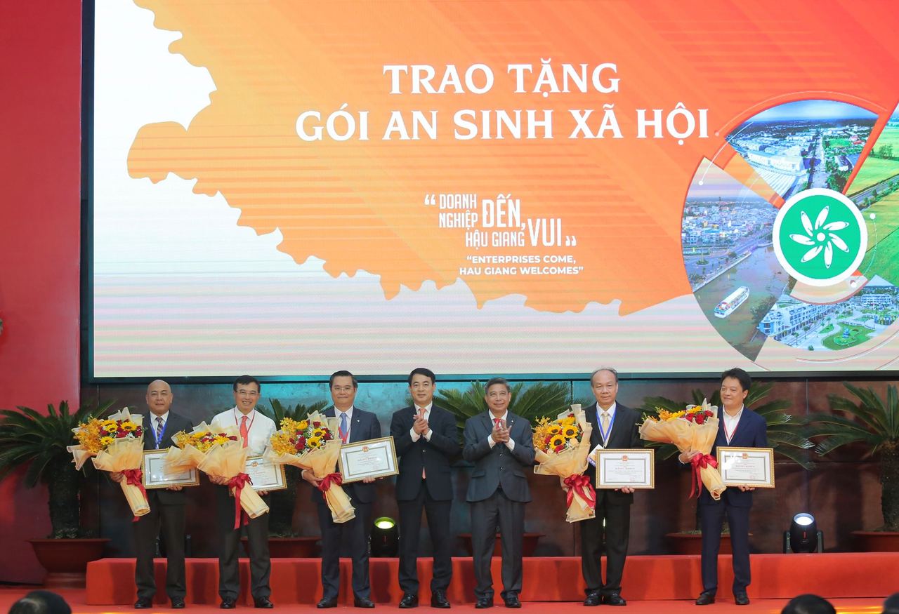 PV GAS tiếp tục chương trình xây dựng trường học tại tỉnh Hậu Giang