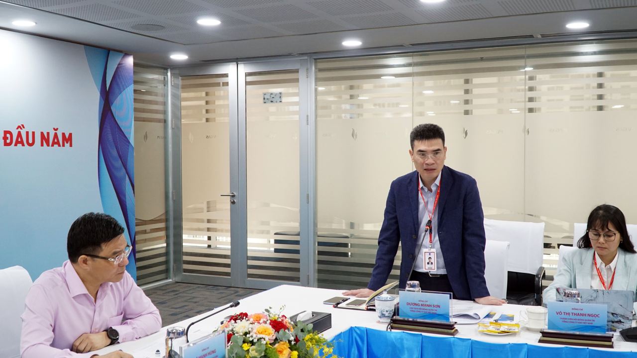 Tổng Giám đốc Petrovietnam Lê Mạnh Hùng đánh giá cao hiệu quả trên tất cả các mặt hoạt động SXKD của PV GAS 6 tháng đầu năm 2022 Tổng Giám đốc Petrovietnam Lê Mạnh Hùng đánh giá cao hiệu quả trên tất cả các mặt hoạt động SXKD của PV GAS 6 tháng đầu năm 2022
