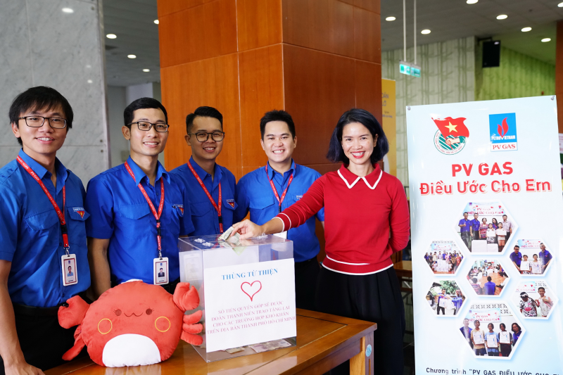 PV GAS Youth Union organizes "From heart to heart" Blood Donation Day PV GAS Youth Union organizes "From heart to heart" Blood Donation Day
