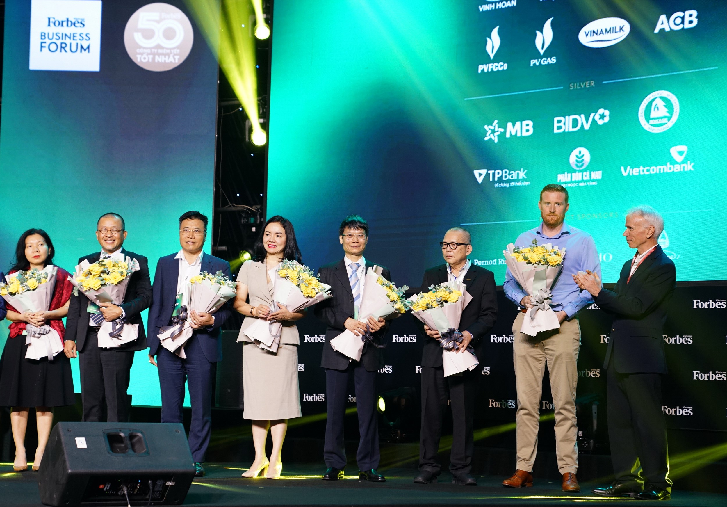 PV Gas named in Forbes Viet Nam’s Top 50 Best Listed Companies for the 10th consecutive year- "Top 5 Companies with the Best Revenues and Profits"